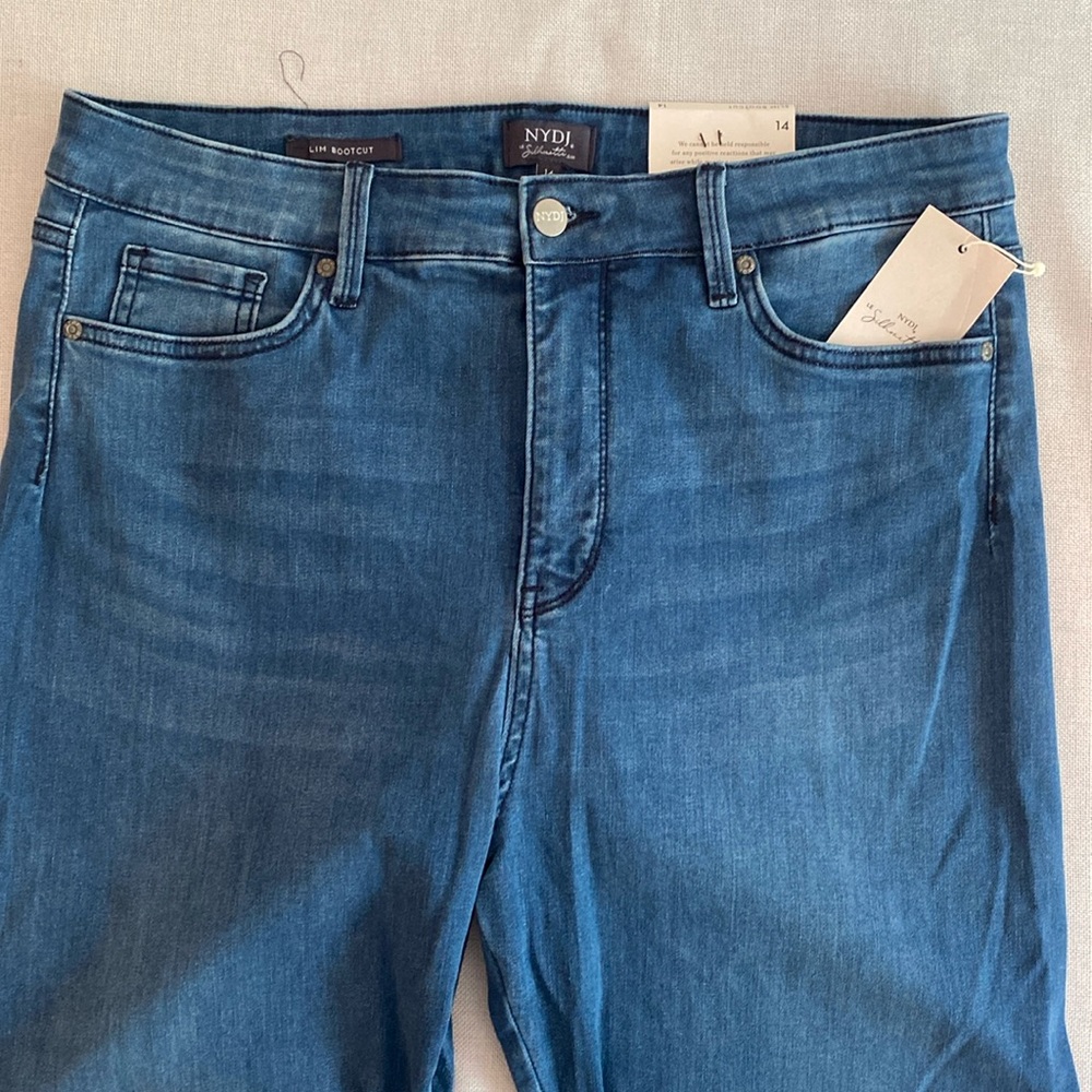 NYDJ • Le Silhouette High Rise Slim Bootcut Jeans *NWT* - Picture 6 of 16